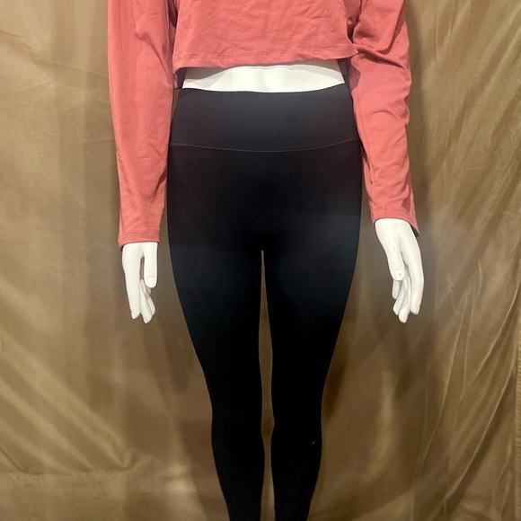 Alphalete Alphalux Wonder Legging 27” - Black - Picture 2 of 6